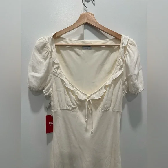 Aritzia Sunday Best Letti Dress, Whisper White - Picture 10 of 16